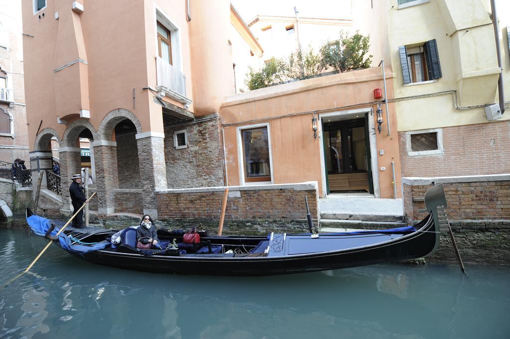 ונציה Hotel Le Isole מראה חיצוני תמונה